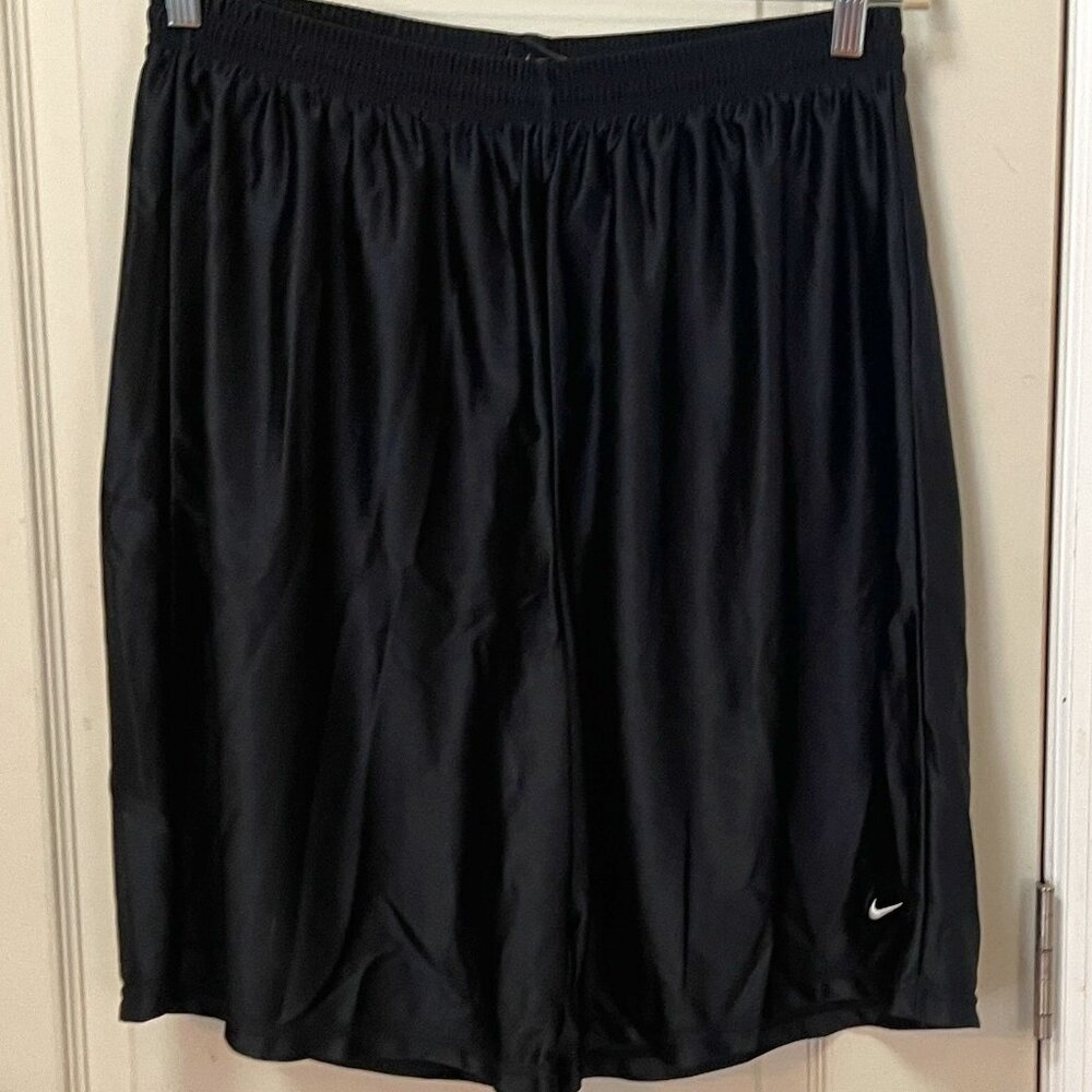 Nike Men's Size XXL 100% Polyester Elastic Waist Athletic Shorts. Black